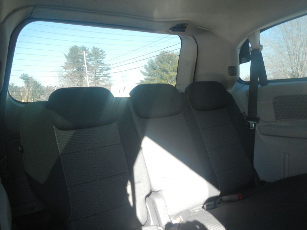 2008 Dodge Grand Caravan Image 29