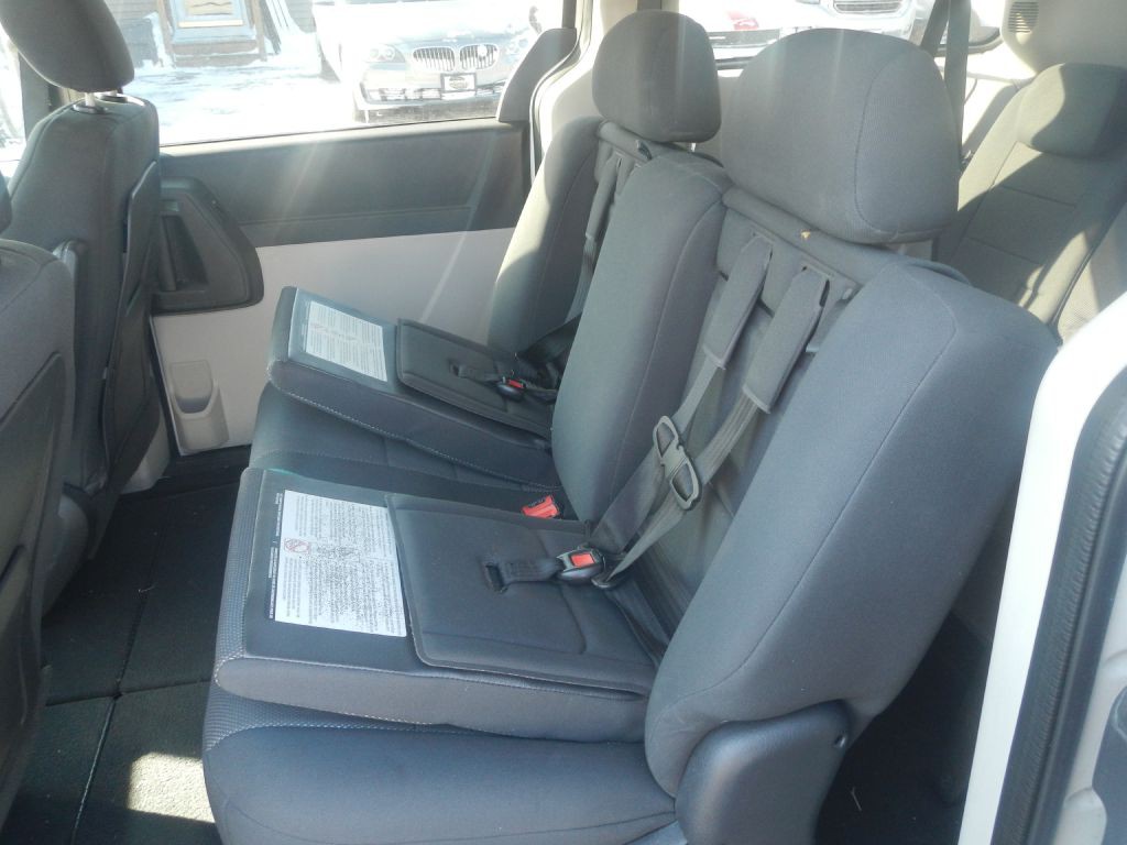 2008 Dodge Grand Caravan Image 39