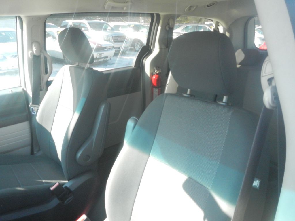 2008 Dodge Grand Caravan Image 42