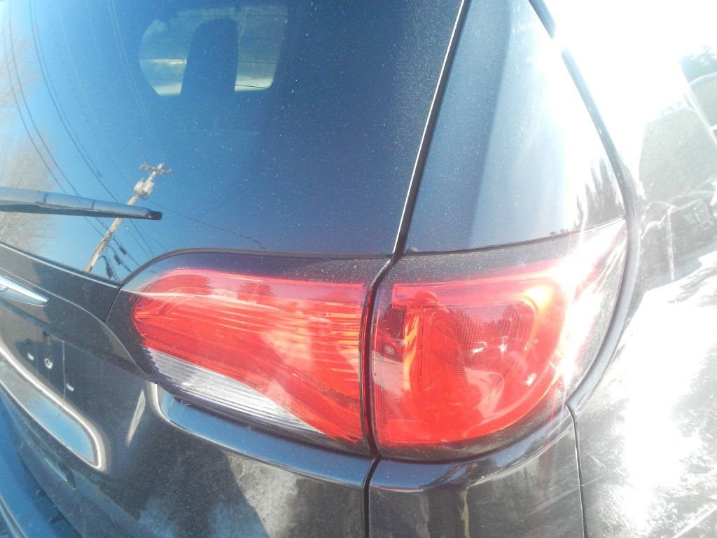 2018 Chrysler Pacifica Image 28