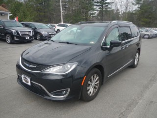 Image for 2018 Chrysler Pacifica Touring L ID: 7150840