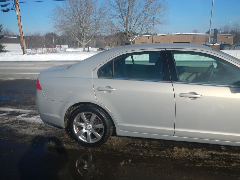 2010 Mercury Milan Image 14