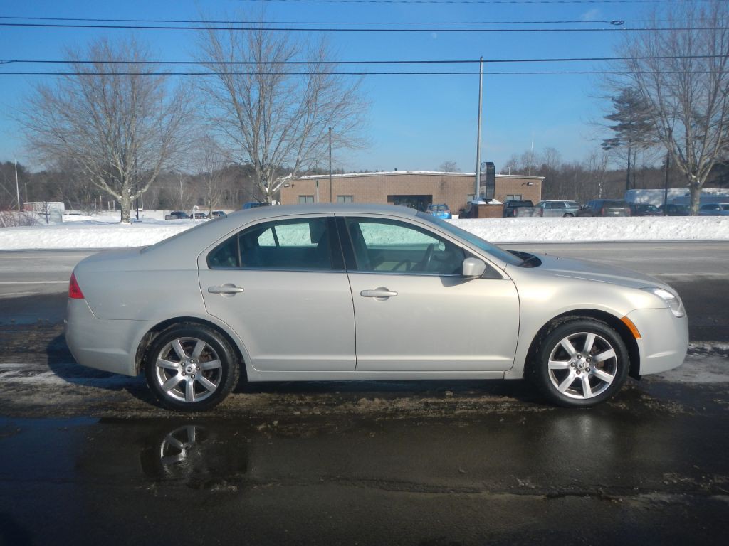 2010 Mercury Milan Image 15