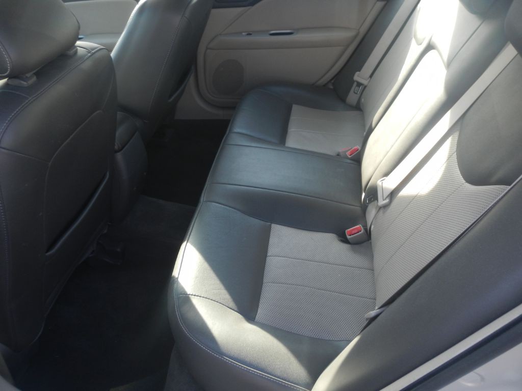 2010 Mercury Milan Image 36