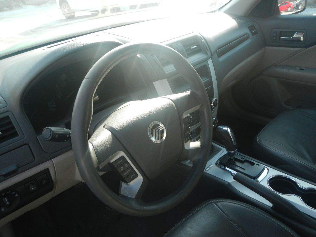 2010 Mercury Milan Image 45