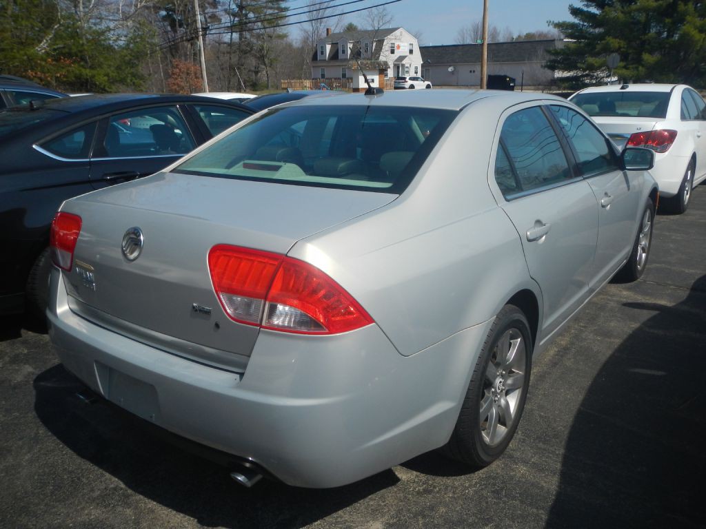 2010 Mercury Milan Image 7