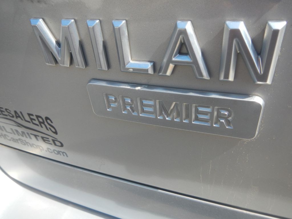 2010 Mercury Milan Image 32