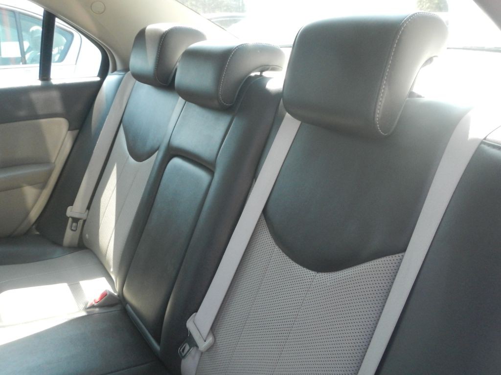 2010 Mercury Milan Image 37