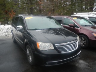 Image for 2014 Chrysler Town & Country Touring L ID: 7182252