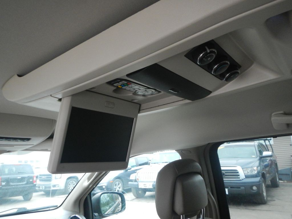 2014 Chrysler Town & Country Image 37