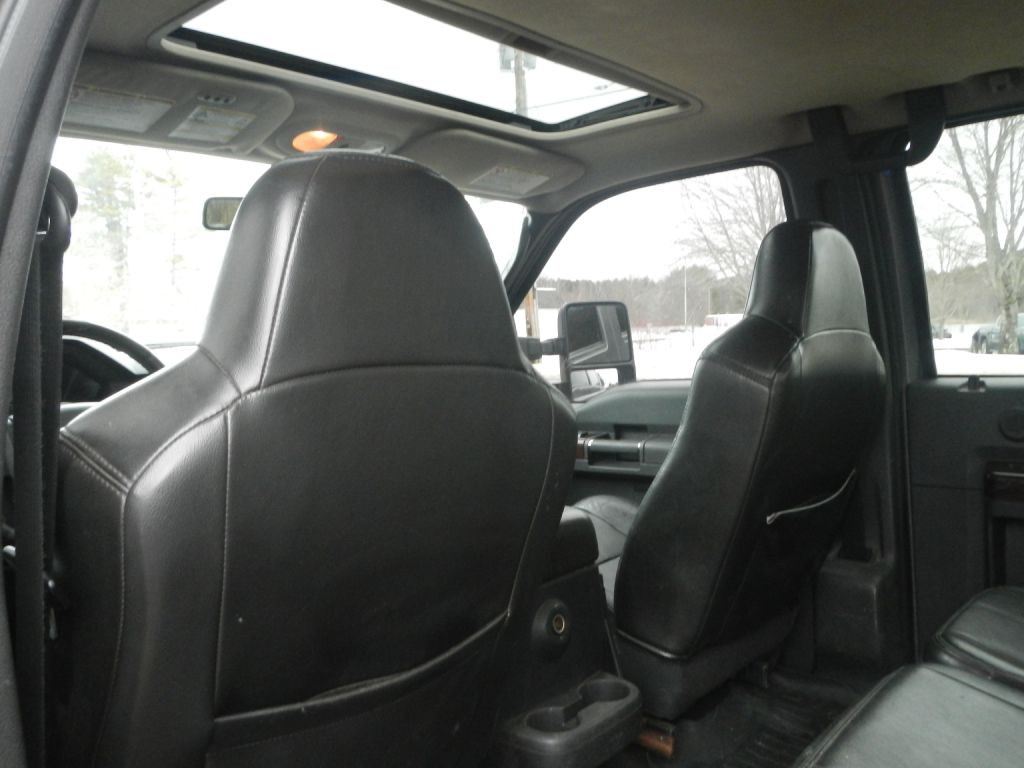 2009 Ford F-350 Image 28