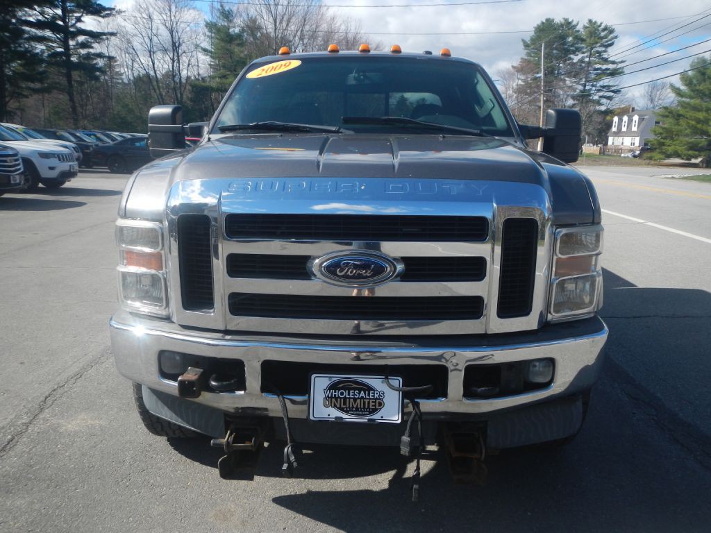 2009 Ford F-350 Image 11