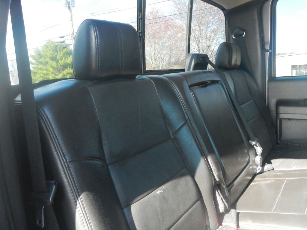 2009 Ford F-350 Image 28