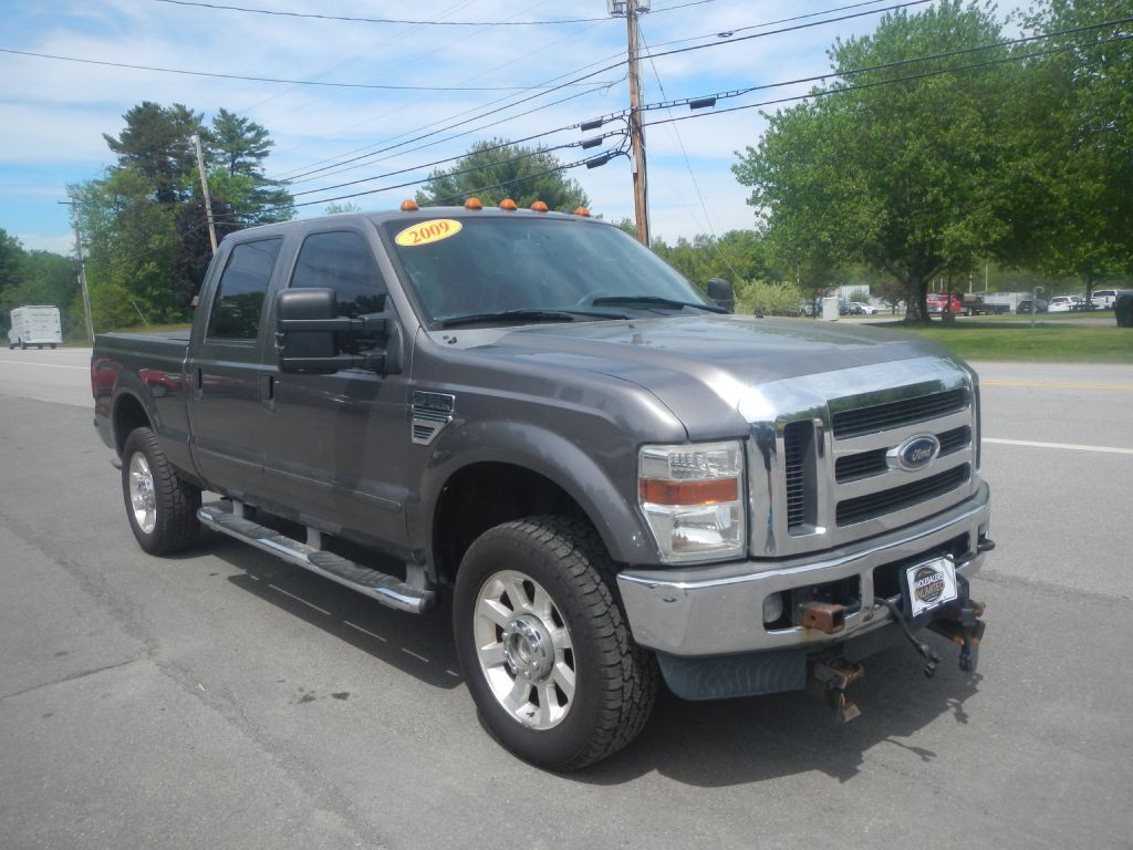 2009 Ford F-350 Image 2