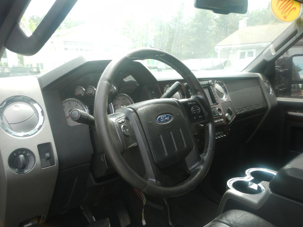 2009 Ford F-350 Image 10