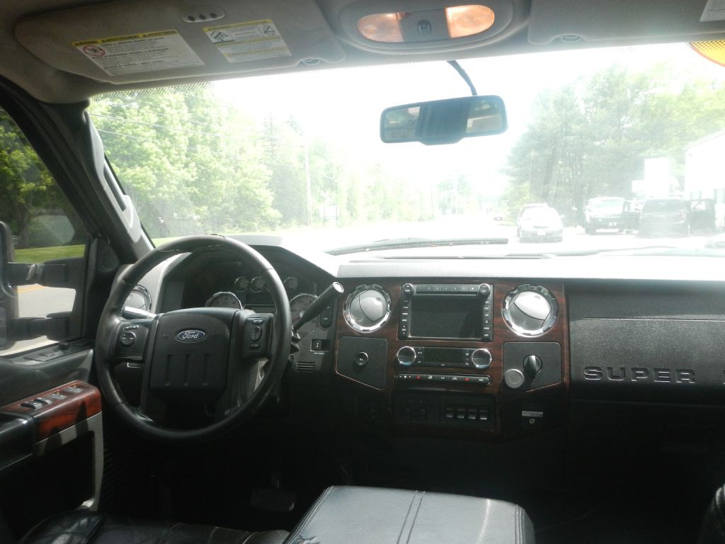 2009 Ford F-350 Image 29