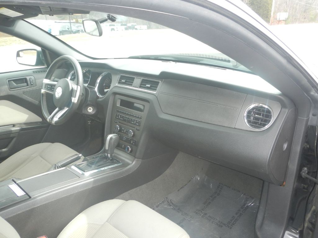 2014 Ford Mustang Image 3