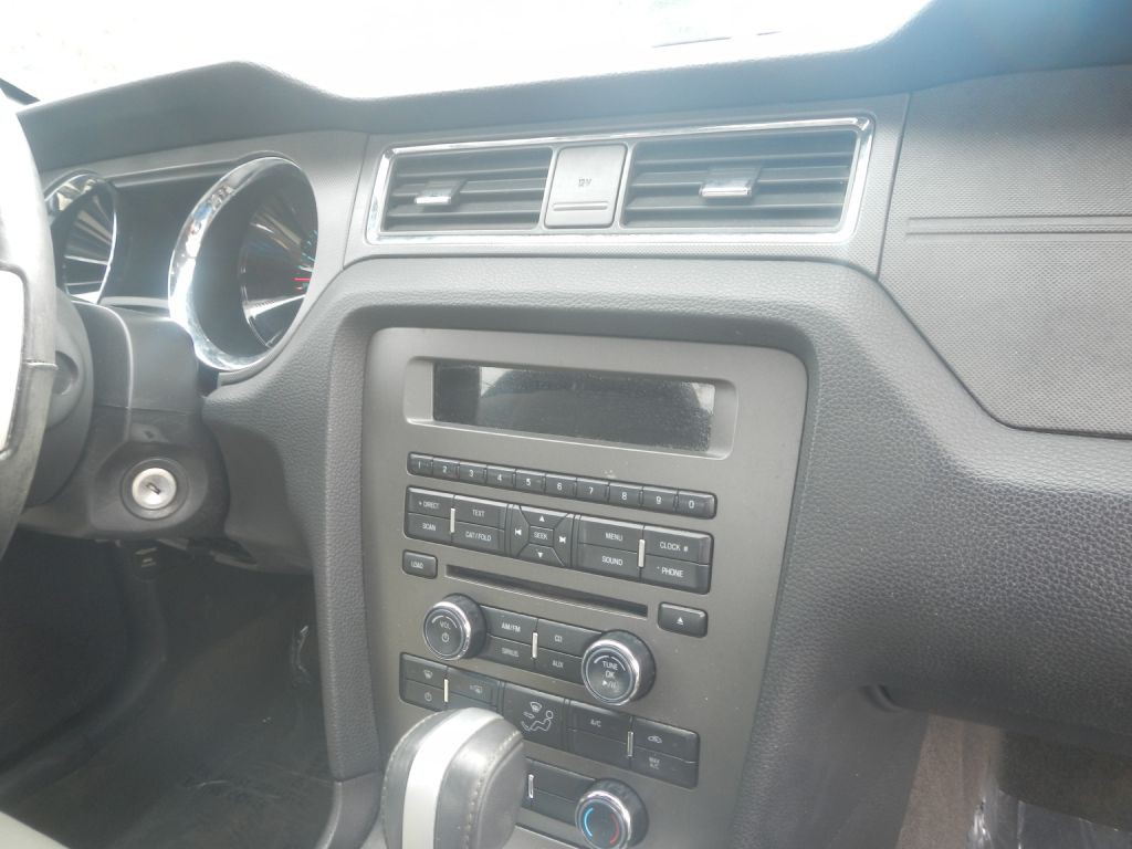 2014 Ford Mustang Image 17