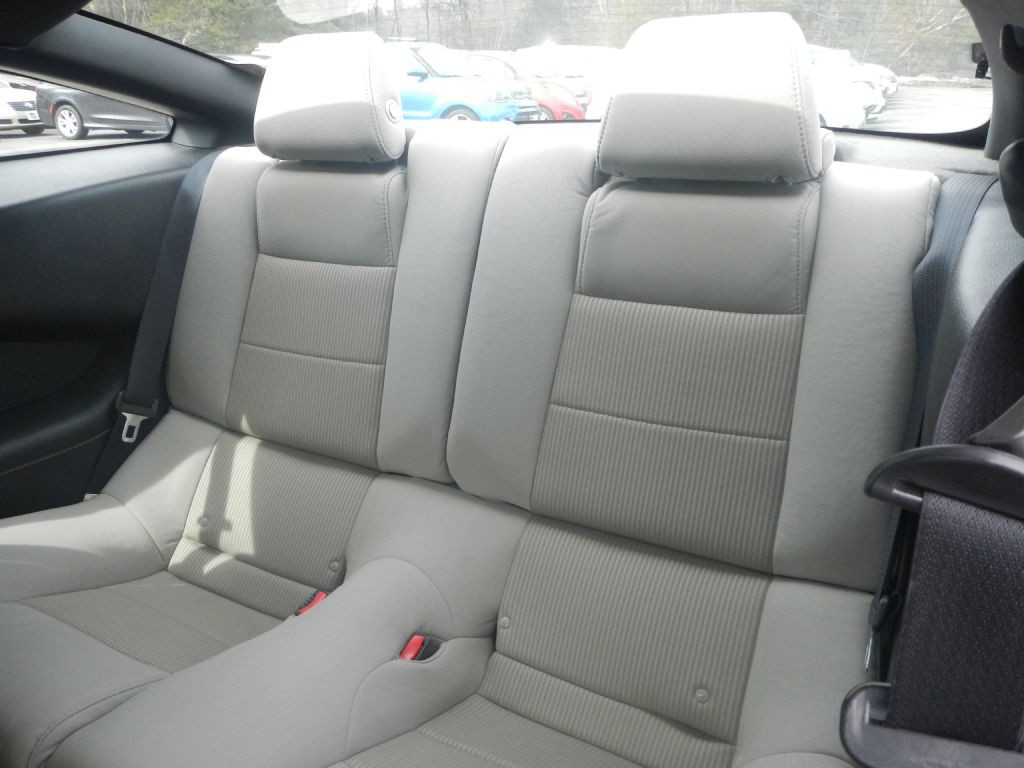 2014 Ford Mustang Image 27