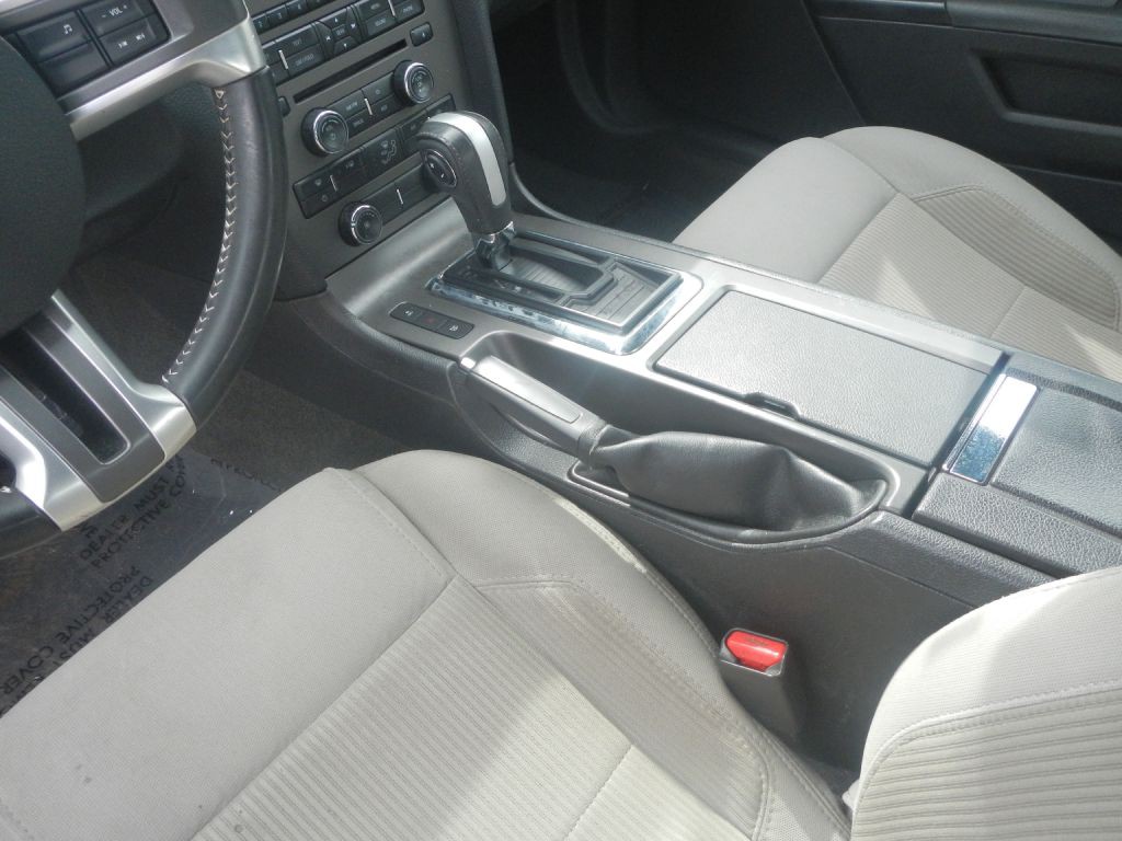 2014 Ford Mustang Image 33