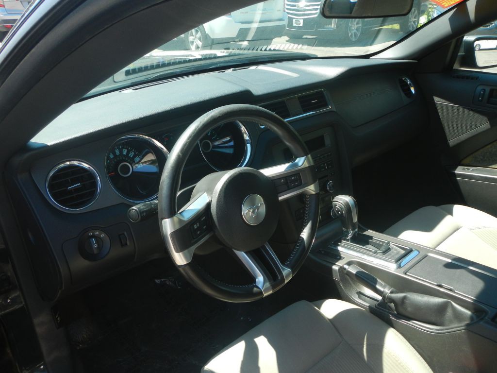 2014 Ford Mustang Image 7