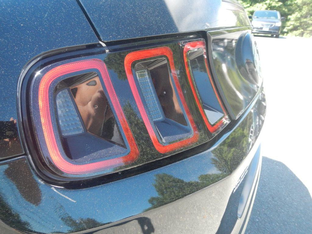 2014 Ford Mustang Image 28
