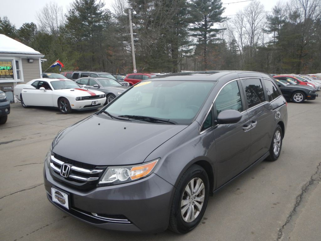 2015 Honda Odyssey Image 1