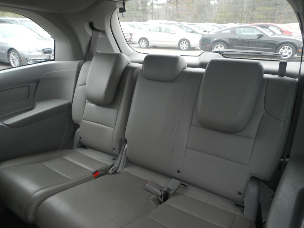 2015 Honda Odyssey Image 10