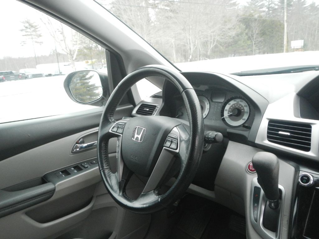 2015 Honda Odyssey Image 18