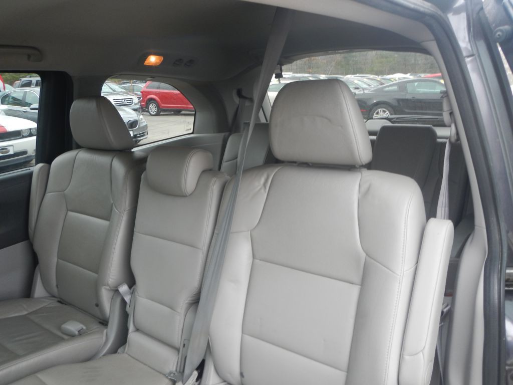 2015 Honda Odyssey Image 35