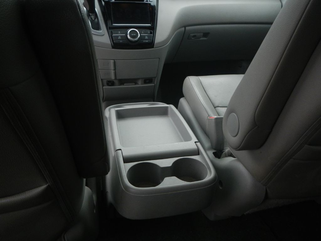 2015 Honda Odyssey Image 40