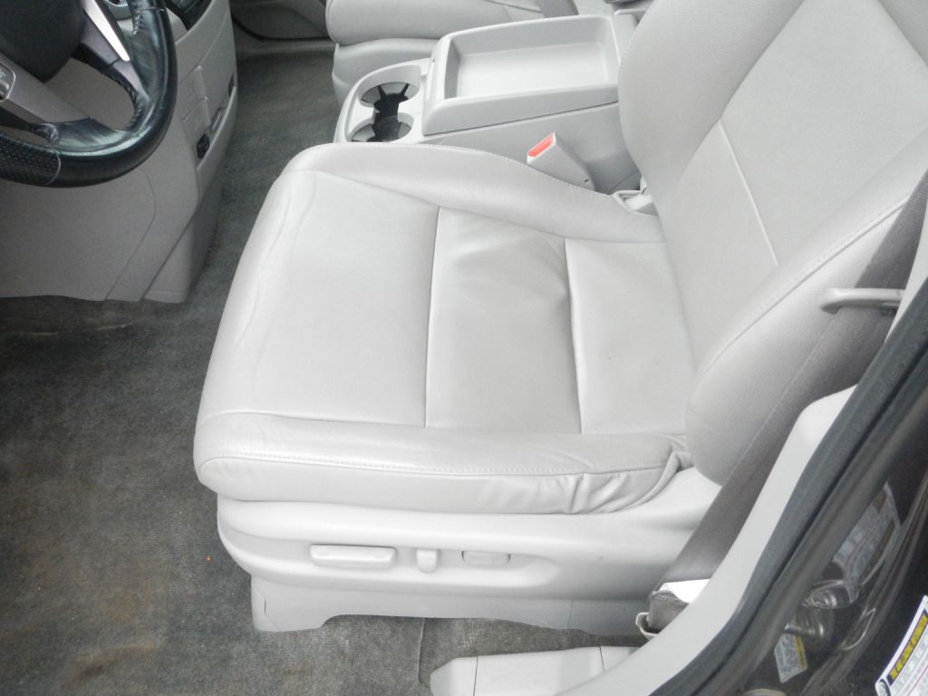 2015 Honda Odyssey Image 43