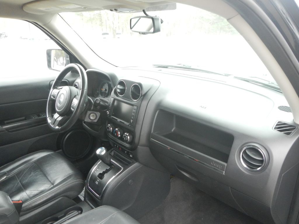 2015 Jeep Patriot Image 9