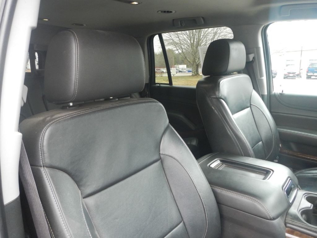 2017 Chevrolet Tahoe Image 4