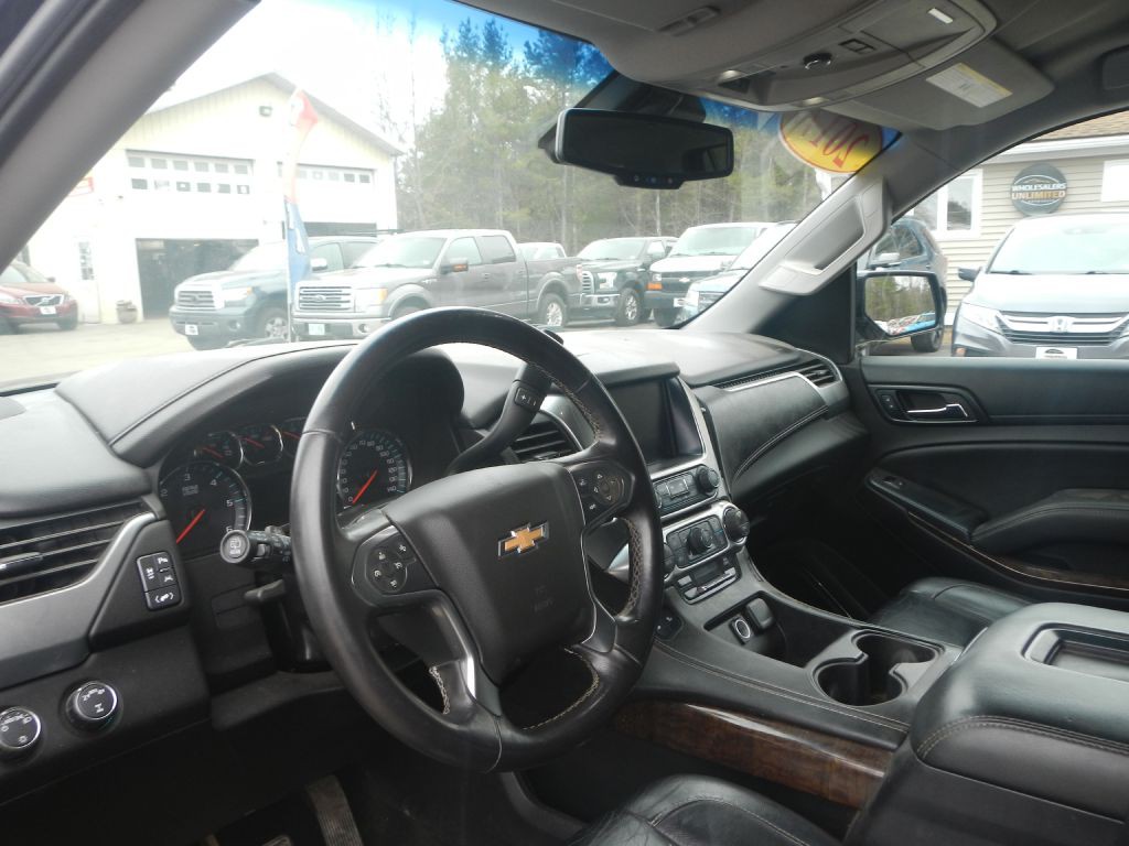 2017 Chevrolet Tahoe Image 12