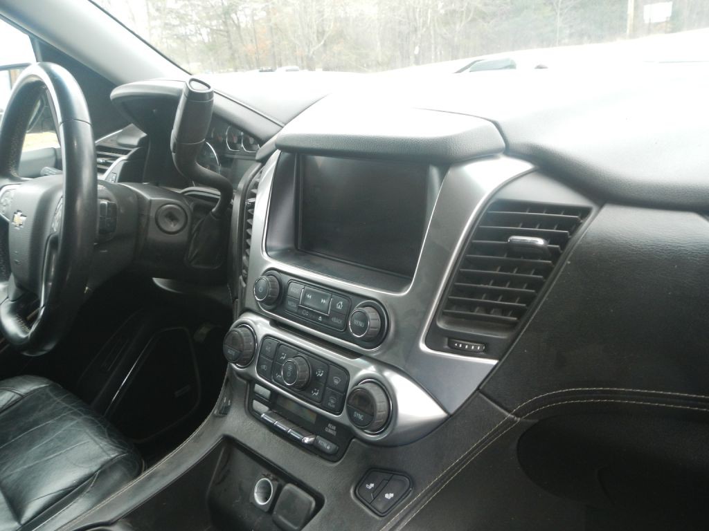 2017 Chevrolet Tahoe Image 24