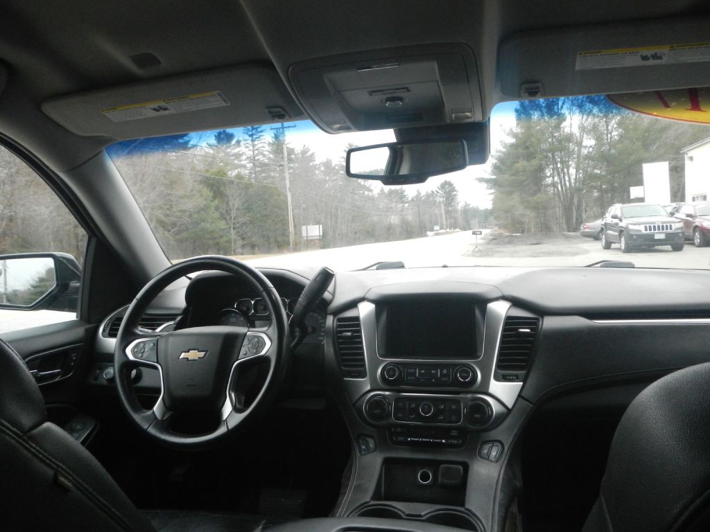 2017 Chevrolet Tahoe Image 28