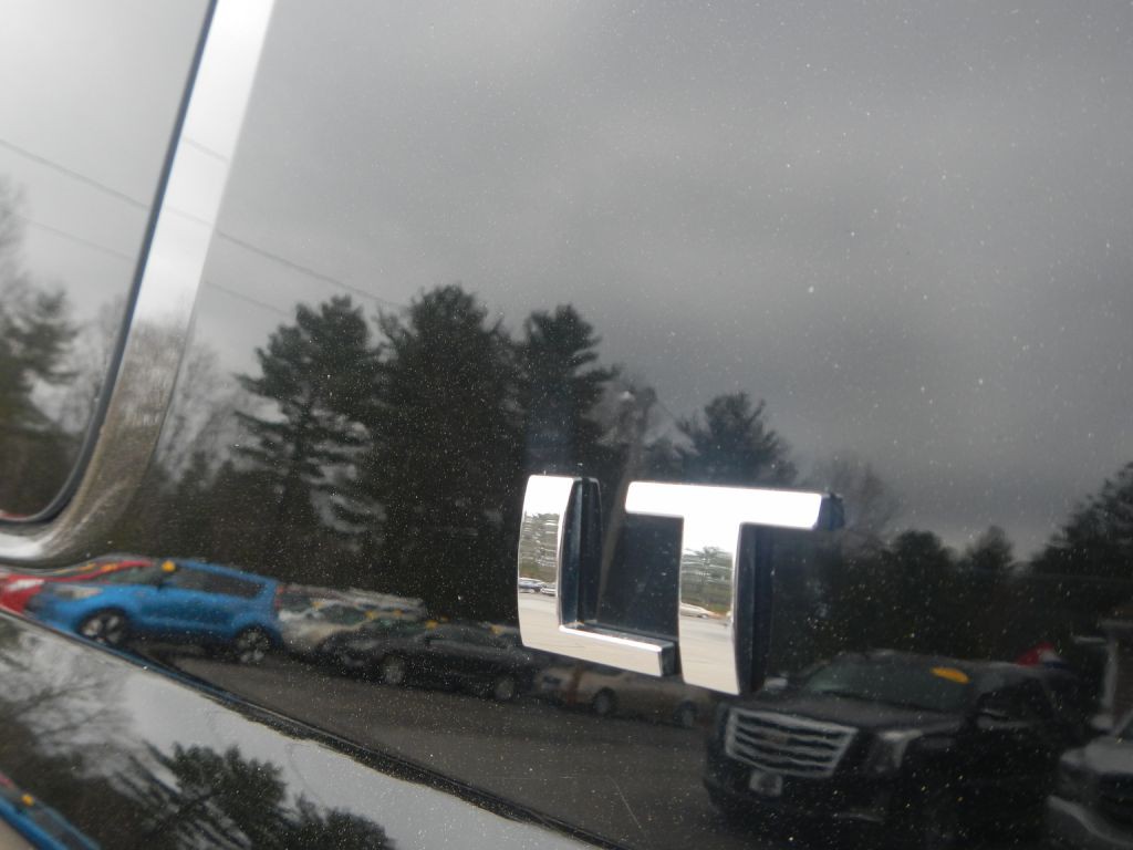 2017 Chevrolet Tahoe Image 30