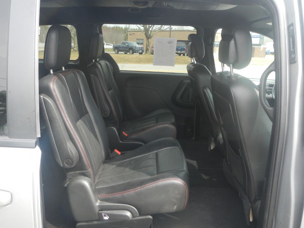 2014 Dodge Grand Caravan Image 20