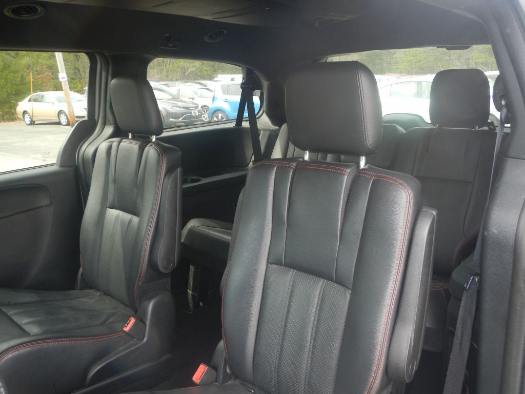 2014 Dodge Grand Caravan Image 37