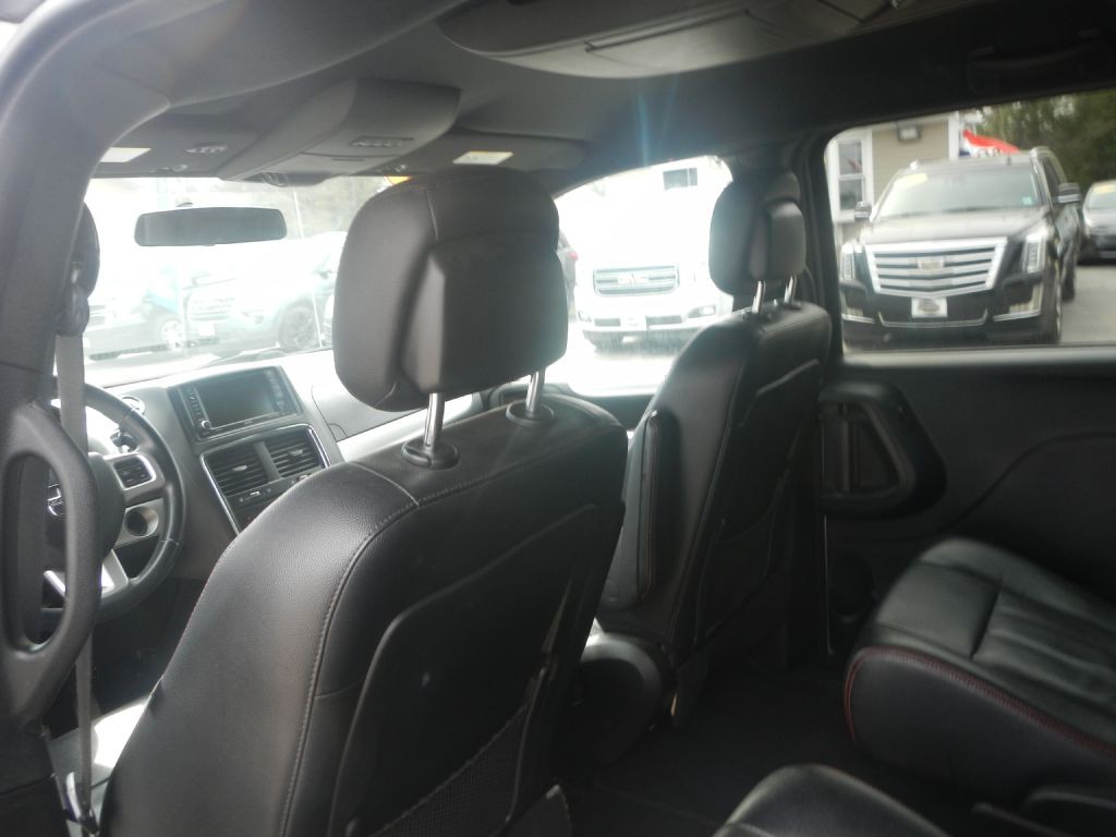 2014 Dodge Grand Caravan Image 40