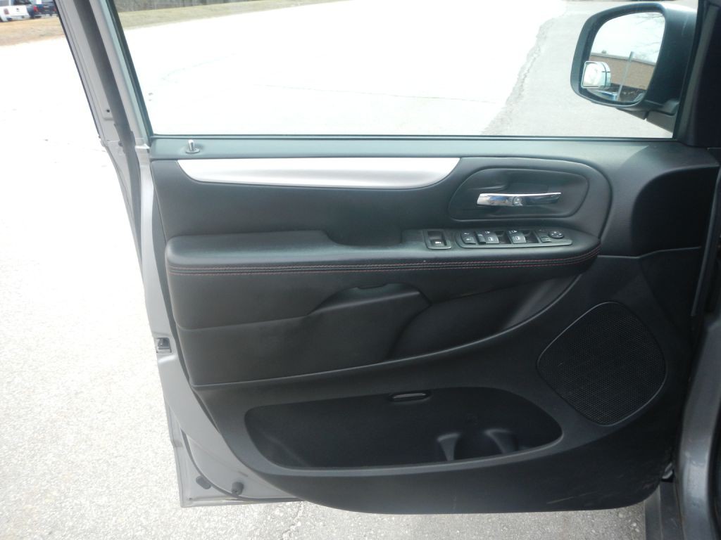 2014 Dodge Grand Caravan Image 46