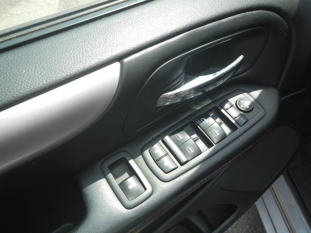 2014 Dodge Grand Caravan Image 51