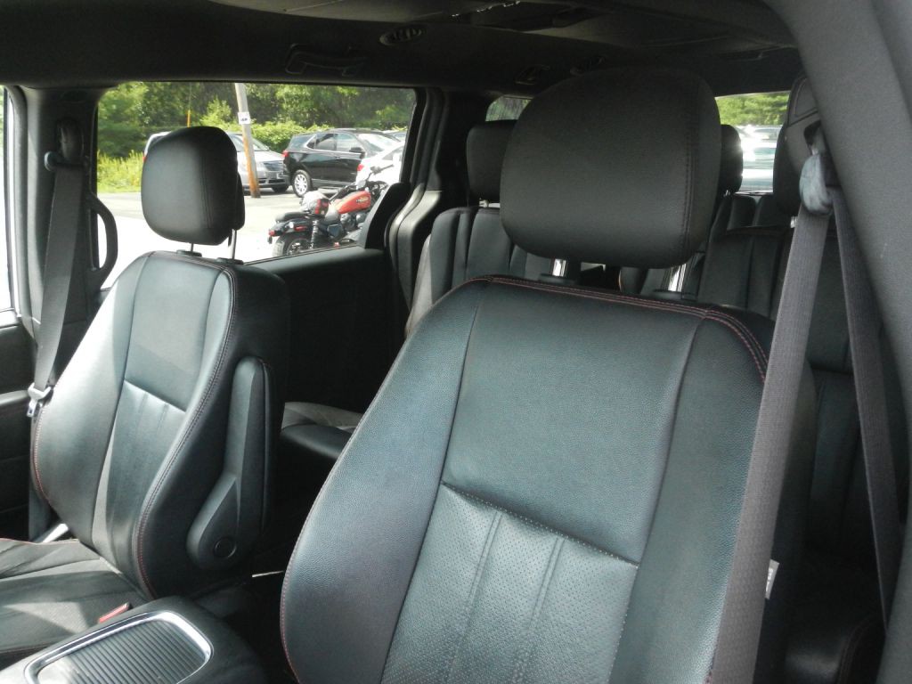 2014 Dodge Grand Caravan Image 53