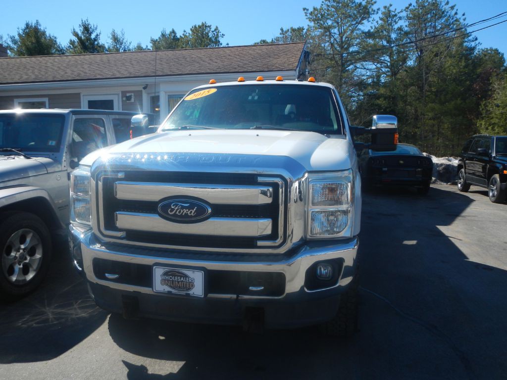 2015 Ford F-350 Image 2