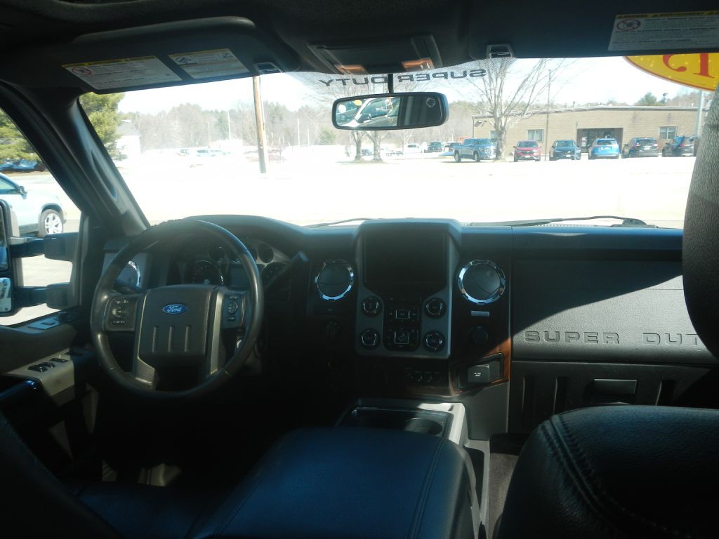 2015 Ford F-350 Image 17