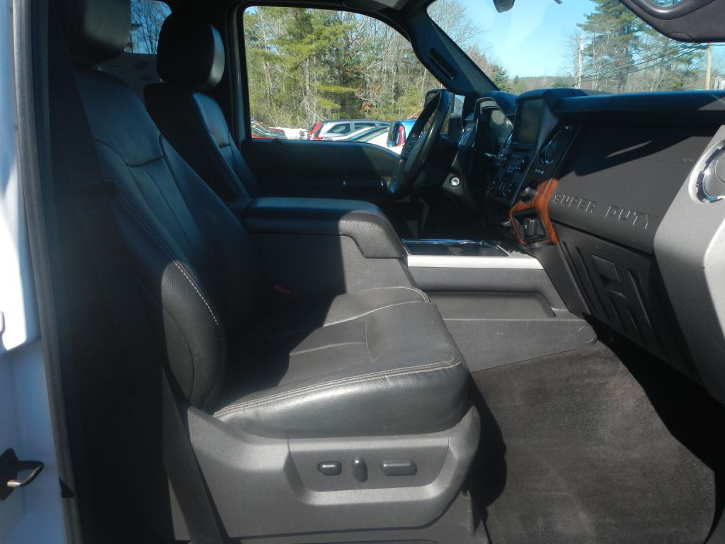2015 Ford F-350 Image 18