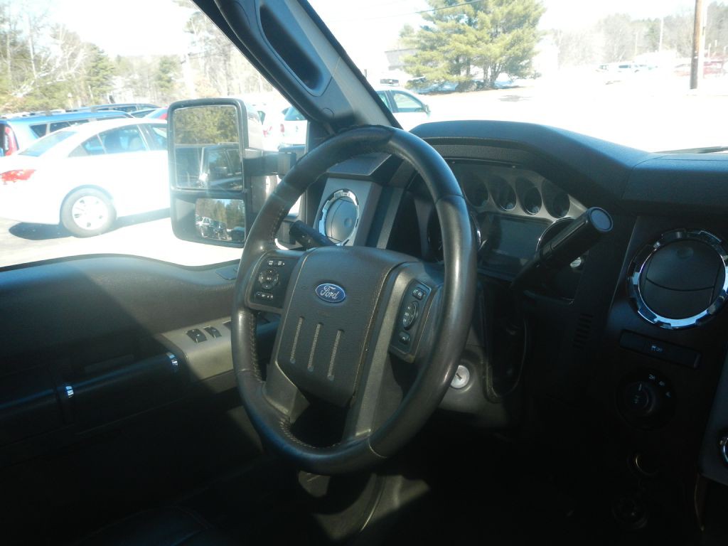 2015 Ford F-350 Image 21