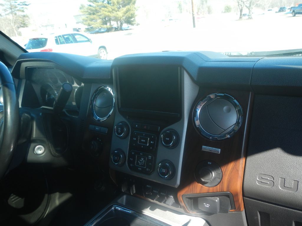 2015 Ford F-350 Image 22