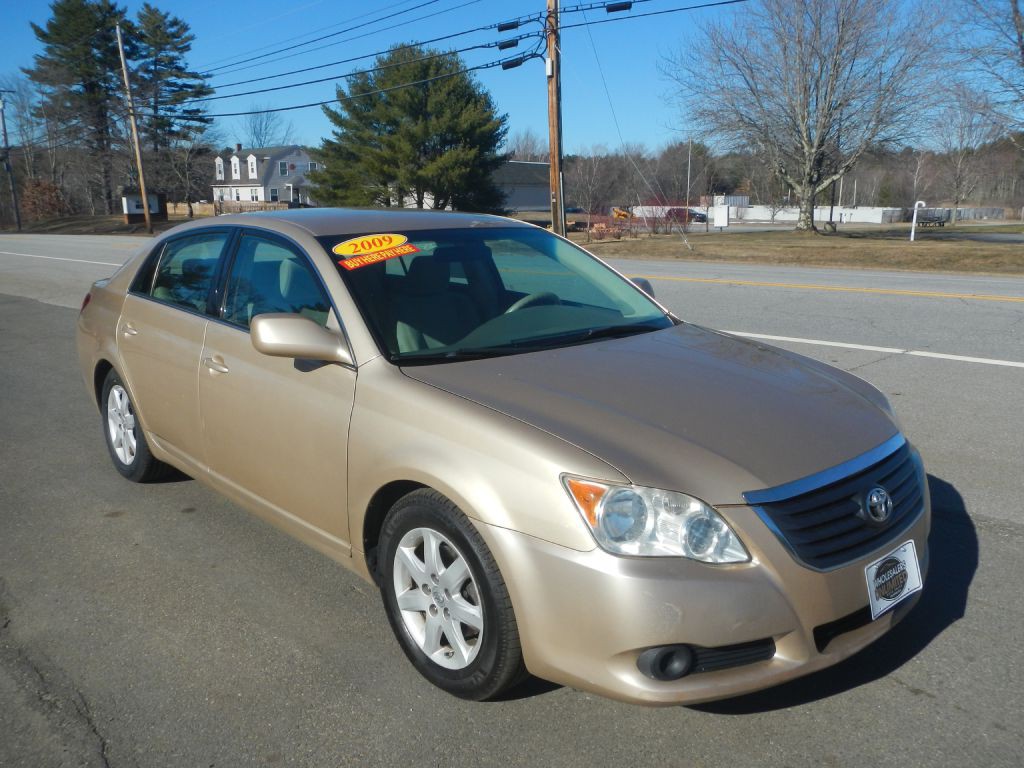 2009 Toyota Avalon Image 2